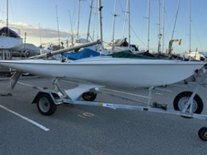 AUS 3857